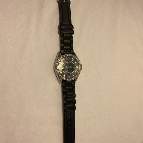 Fossil Black Watch with Diamond Face - Authentic - Picture 5 of 5